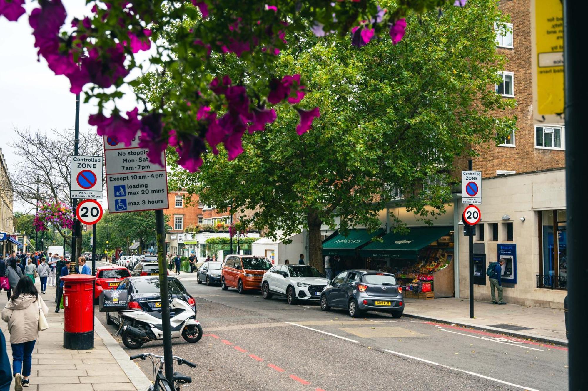 Unique 3 Beds 2 Baths Abbey Rd St John's Wood Apartment London